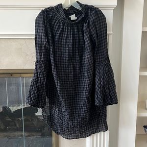 Hard to find color! Malia Mills cloud long sleeve blouse